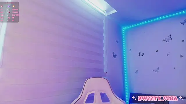 sweettvera online show from December 14, 2025, 1:38 pm