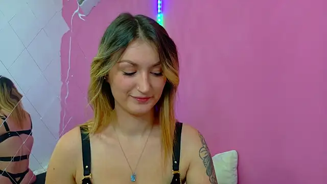 Anaayss  online show from November 6, 2025, 5:08 am