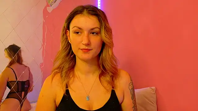 Anaayss  online show from November 10, 2025, 6:01 am