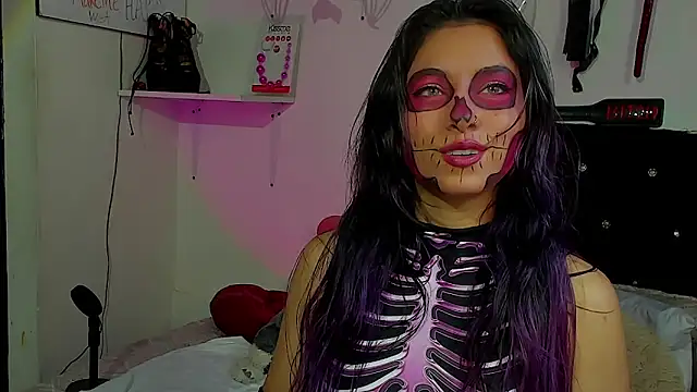 ValeryTatto online show from October 28, 2025, 1:14 pm