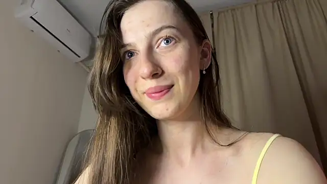 Snapshot of Prettyyy_Angel chatting on May 25, 2026, 7:31 pm Prettyyy Angel online show from May 25, 2026, 7:31 pm