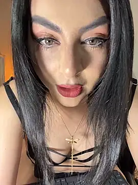 Snapshot of LlianneDiamond1 chatting on February 12, 2026, 3:18 pm LlianneDiamond1 online show from February 12, 2026, 3:18 pm