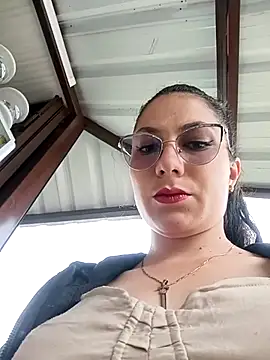 Mia-love-03 online show from November 25, 2025, 3:23 pm