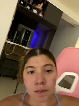 Gaby 002 online show from December 16, 2025, 5:01 am