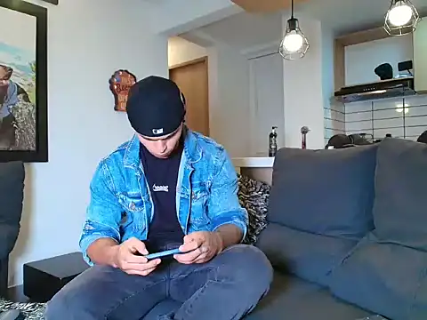Marko Toro   online show from September 29, 2025, 3:55 am