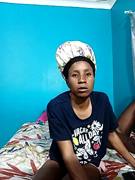 HotPetite 25 online show from January 12, 2026, 10:59 pm