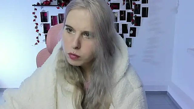IngannaMorte online show from September 27, 2025, 4:12 pm