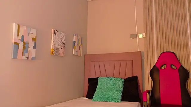 Snapshot of meli_peach1 chatting on November 23, 2025, 12:16 pm meli peach1 online show from November 23, 2025, 12:16 pm