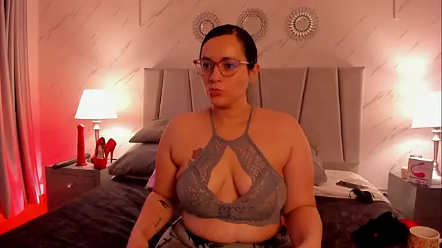 Michell Monet online show from November 27, 2025, 11:56 am