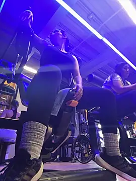 Anavalle online show from November 26, 2025, 6:09 pm