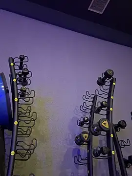 Anavalle online show from February 5, 2026, 5:17 pm