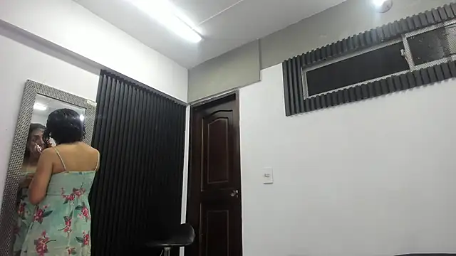 emperatris 23 online show from November 24, 2025, 11:43 am