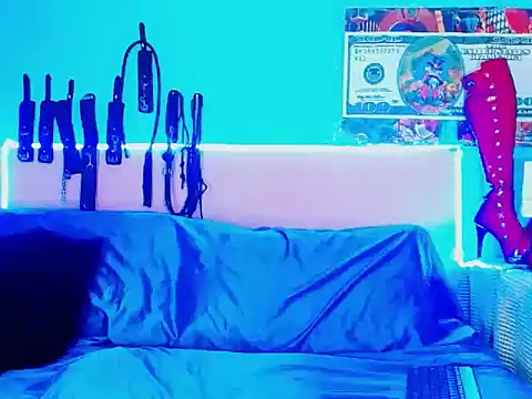 Snapshot of mylygrey chatting on February 16, 2026, 5:09 pm mylygrey online show from February 16, 2026, 5:09 pm