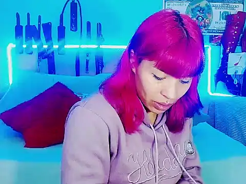 Snapshot of mylygrey chatting on February 25, 2026, 1:32 pm mylygrey online show from February 25, 2026, 1:32 pm