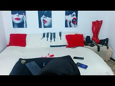 mylygrey online show from May 23, 2026, 11:58 am