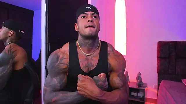 Snapshot of binmontana_ chatting on October 27, 2025, 9:19 pm binmontana  online show from October 27, 2025, 9:19 pm