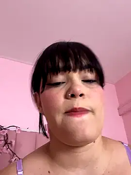 DannaGlamShow online show from October 16, 2025, 1:23 pm
