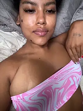 miiabrown18 online show from November 24, 2025, 11:54 am