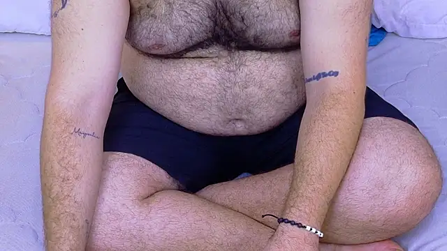 big bearr online show from October 19, 2025, 3:34 pm