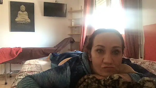 paula19800 online show from November 26, 2025, 9:10 am