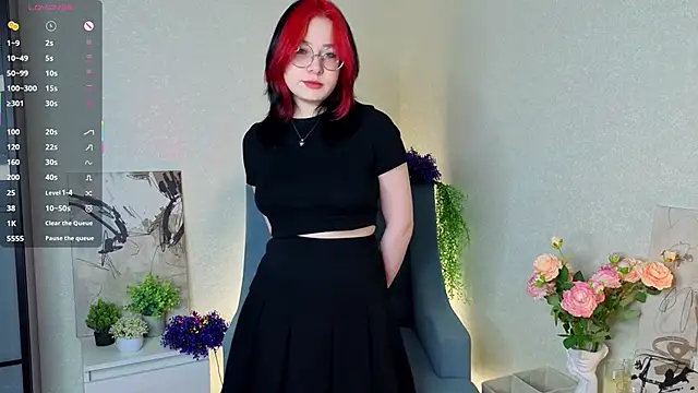 Snapshot of NyamNyamNyammm chatting on October 21, 2025, 4:51 pm NyamNyamNyammm online show from October 21, 2025, 4:51 pm