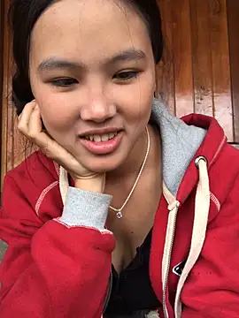 Mai lovely online show from October 31, 2025, 4:24 am