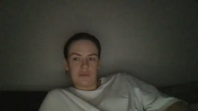 Veylonna online show from October 31, 2025, 6:42 pm