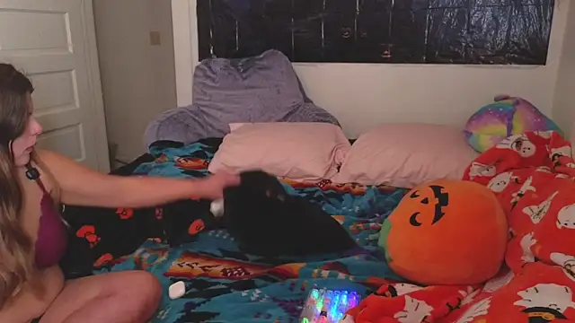 xofrankiefinexo online show from October 25, 2025, 3:36 am