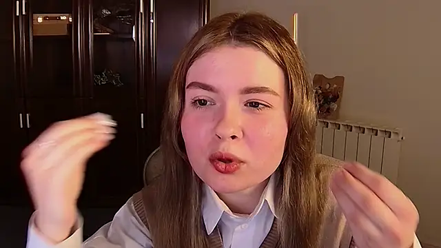 HaleySun online show from October 24, 2025, 9:17 am