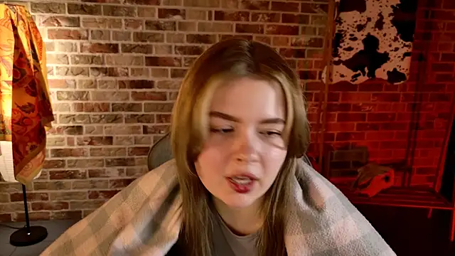 HaleySun online show from October 25, 2025, 9:28 am