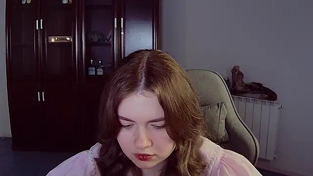 HaleySun online show from November 15, 2025, 9:39 am