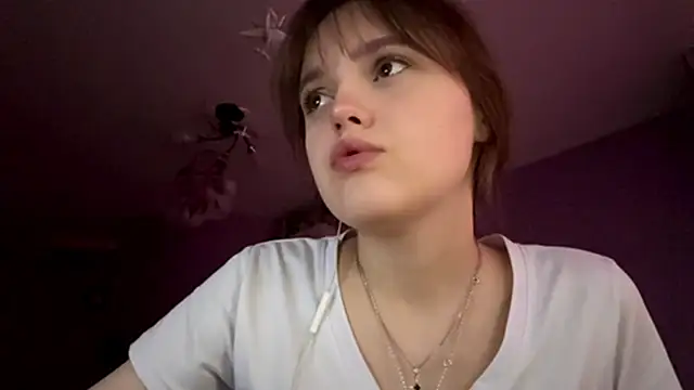 ShannanJou online show from October 10, 2025, 9:19 am