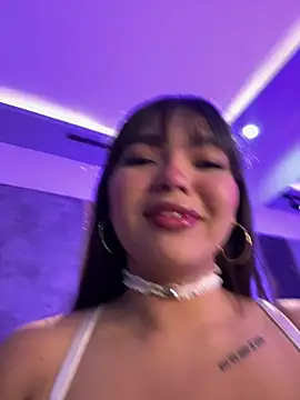 Samantha Hans online show from February 9, 2026, 8:57 pm