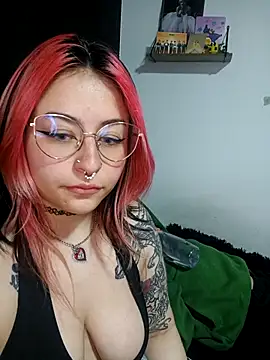 Iluromi online show from October 25, 2025, 4:09 am