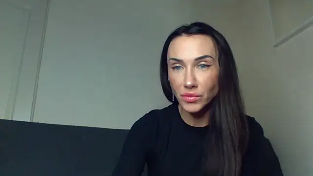 Snapshot of Zariveth chatting on October 28, 2025, 9:17 pm Zariveth online show from October 28, 2025, 9:17 pm