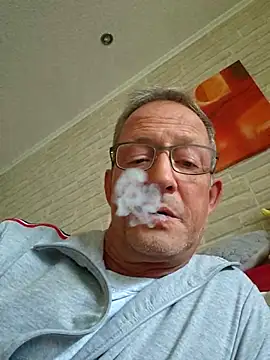 TommyTom76 online show from October 5, 2025, 2:04 pm