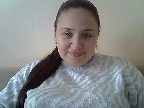 Snapshot of Fayronis chatting on October 2, 2025, 9:05 am Fayronis online show from October 2, 2025, 9:05 am