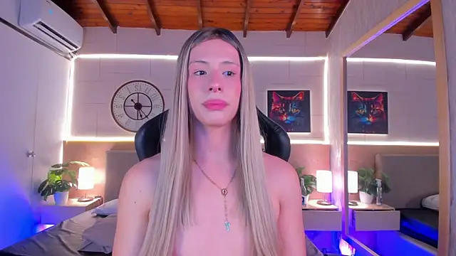 Catajohnss online show from September 26, 2025, 12:31 pm