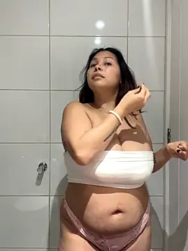 lachinita-32 online show from October 12, 2025, 2:54 am