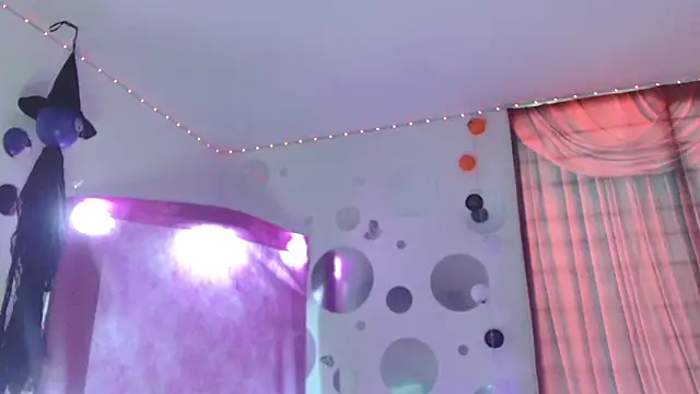 David Fox01 online show from November 2, 2025, 7:16 pm