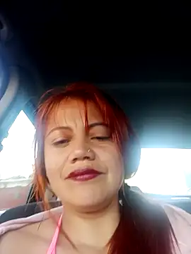 Tiffany-Parker  online show from October 1, 2025, 12:33 pm