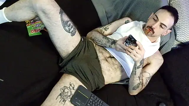 hungbot online show from April 15, 2026, 2:29 am