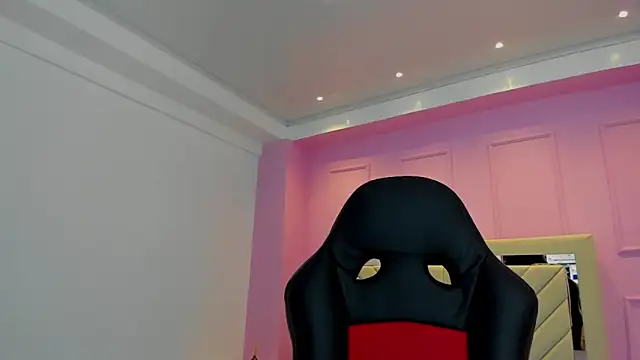 Snapshot of ALAHIACRUZ1 chatting on October 9, 2025, 2:42 am ALAHIACRUZ1 online show from October 9, 2025, 2:42 am