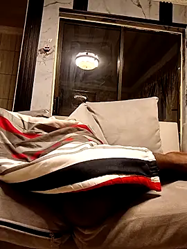 Snapshot of EscortedBankrupt chatting on December 19, 2025, 1:34 am EscortedBankrupt online show from December 19, 2025, 1:34 am