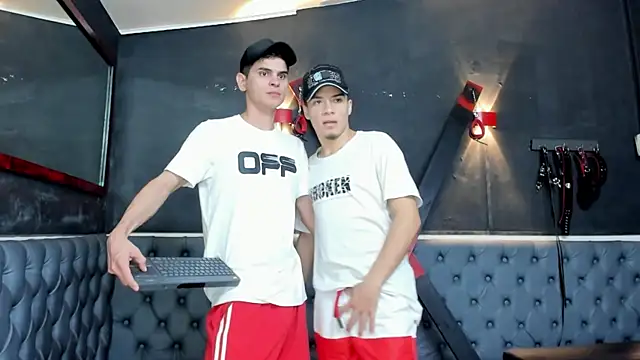 liam coleman25 online show from November 30, 2025, 4:49 am