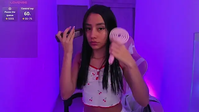 ISABELFORYOU1 online show from November 12, 2025, 5:02 pm