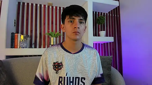 Snapshot of Axel_Draven chatting on November 21, 2025, 11:31 am Axel Draven online show from November 21, 2025, 11:31 am