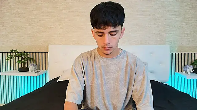 Snapshot of Axel_Draven chatting on January 10, 2026, 11:45 am Axel Draven online show from January 10, 2026, 11:45 am