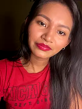 Snapshot of fenixzara chatting on September 27, 2025, 5:40 pm fenixzara online show from September 27, 2025, 5:40 pm