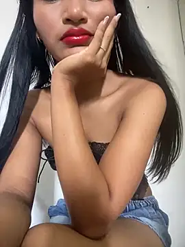 Snapshot of fenixzara chatting on October 14, 2025, 1:56 pm fenixzara online show from October 14, 2025, 1:56 pm